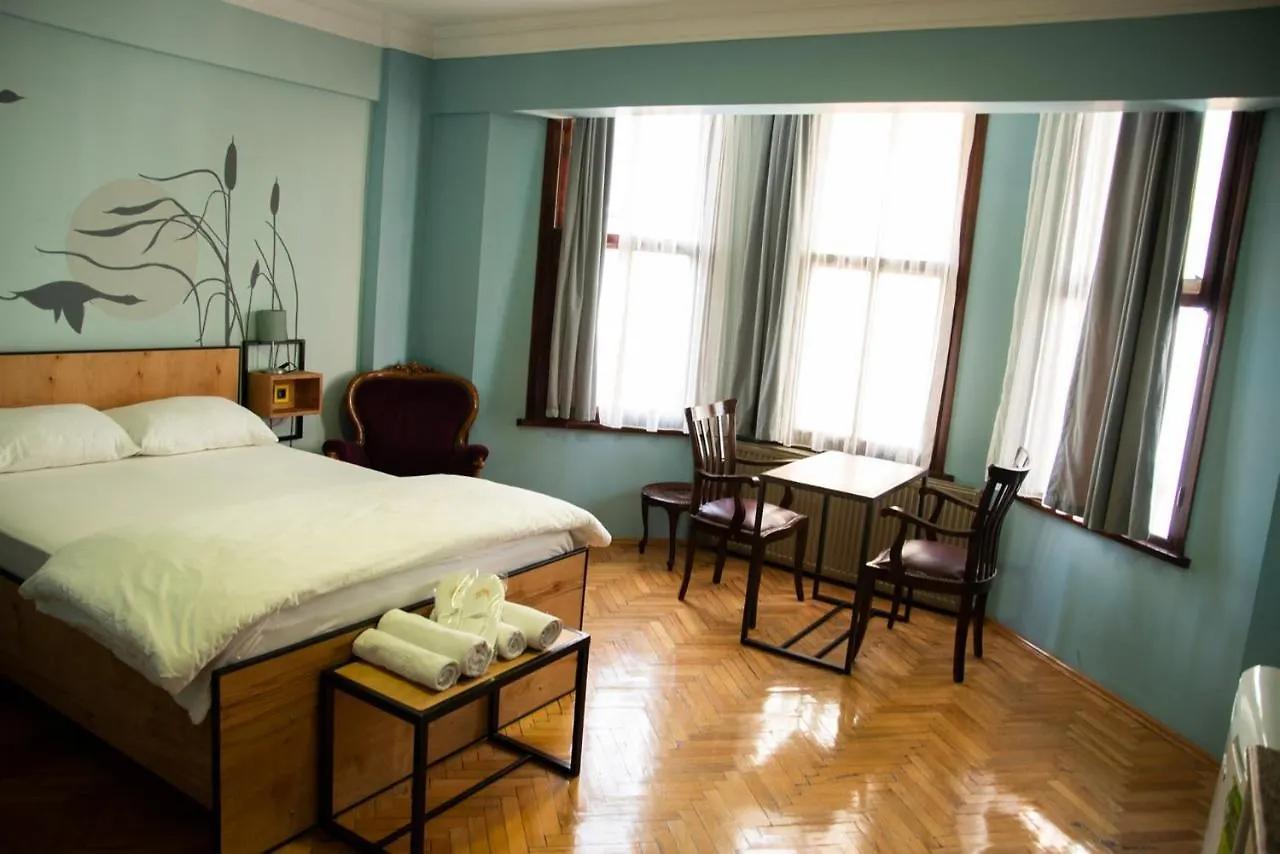 Yolo Hostel اسطنبول تركيا
